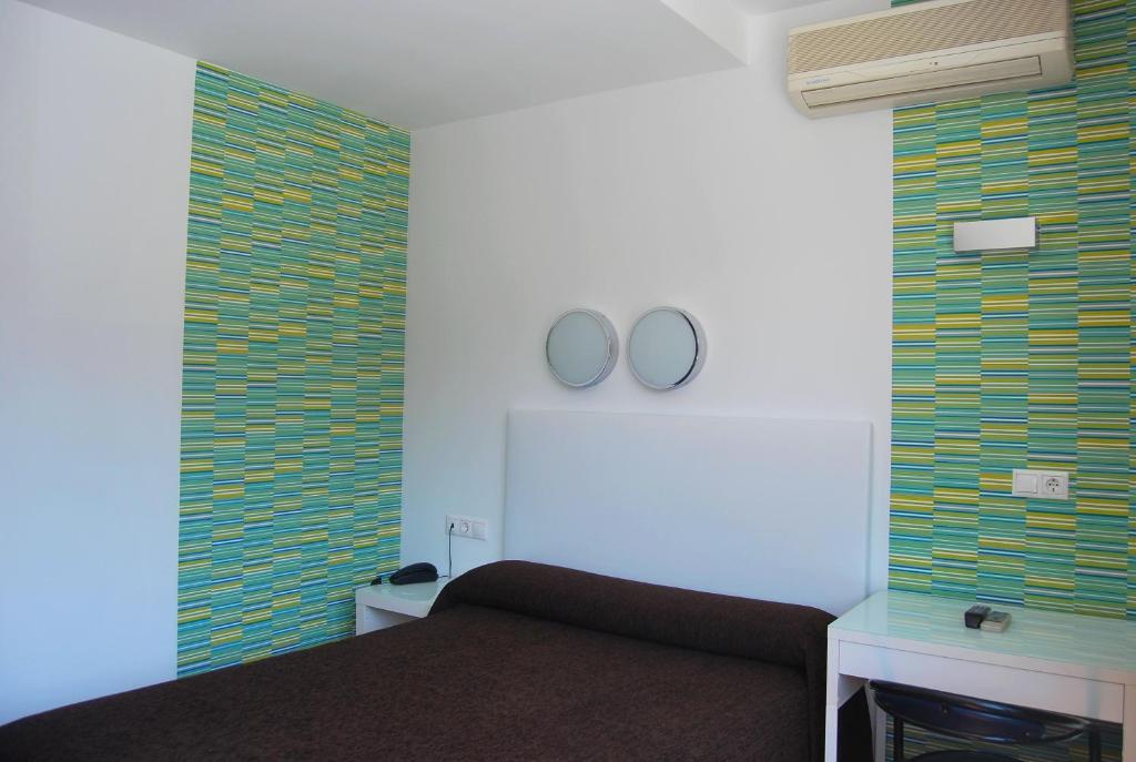 Hostal Restaurante Estacion Jaen Room photo